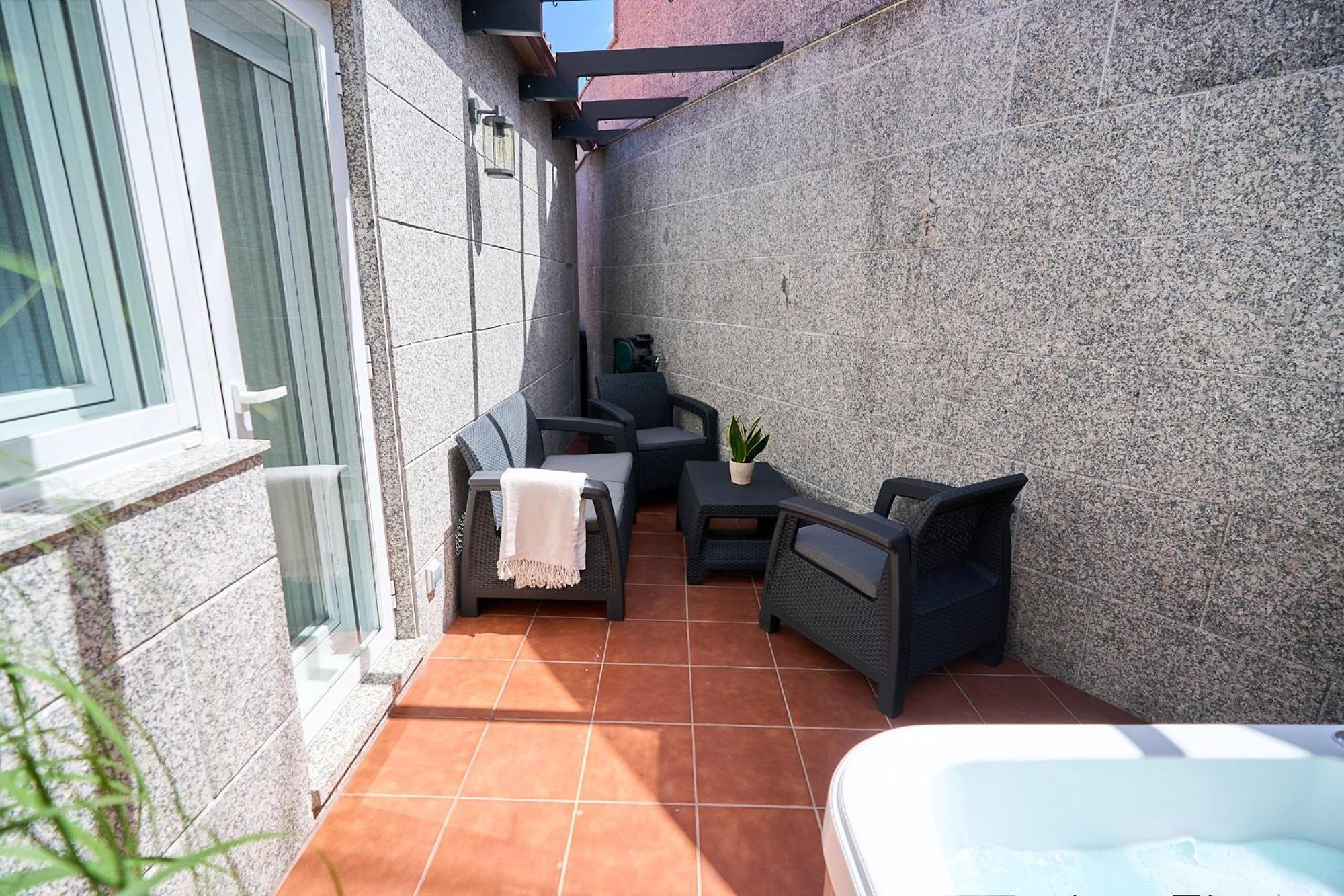 Apartamento Sanmartino Con Jacuzzi Tui Luaran gambar