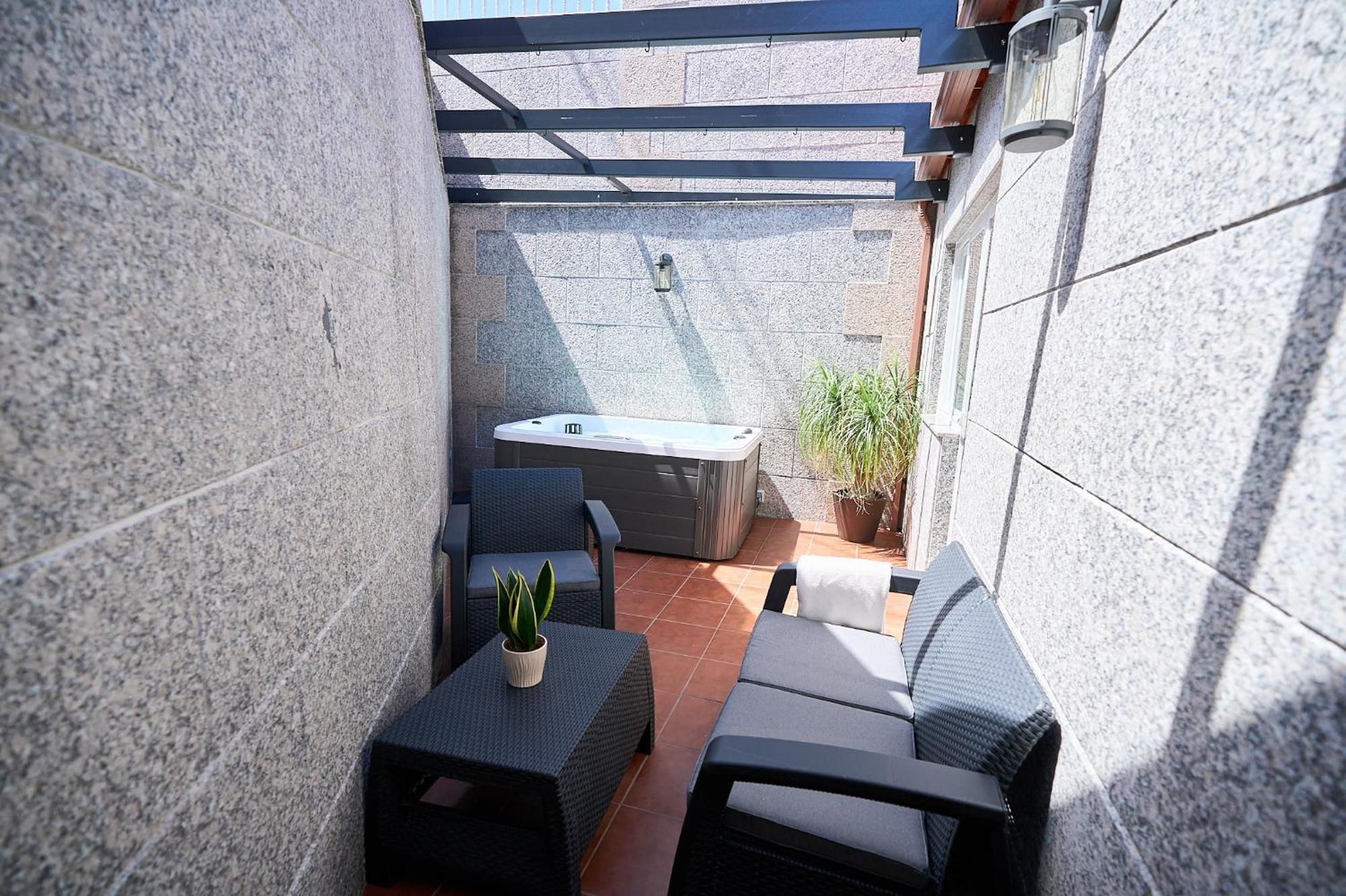 Apartamento Sanmartino Con Jacuzzi Tui Luaran gambar