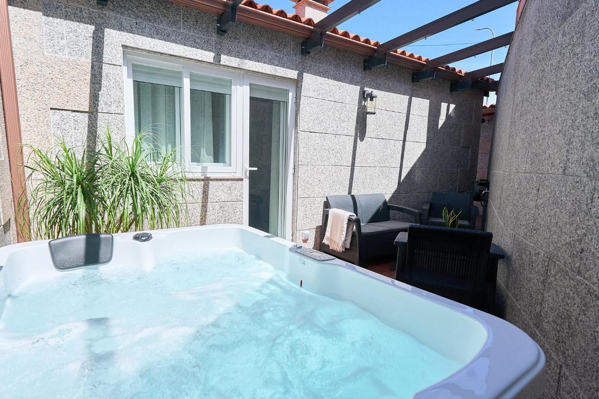 Apartamento Sanmartino Con Jacuzzi Tui Luaran gambar